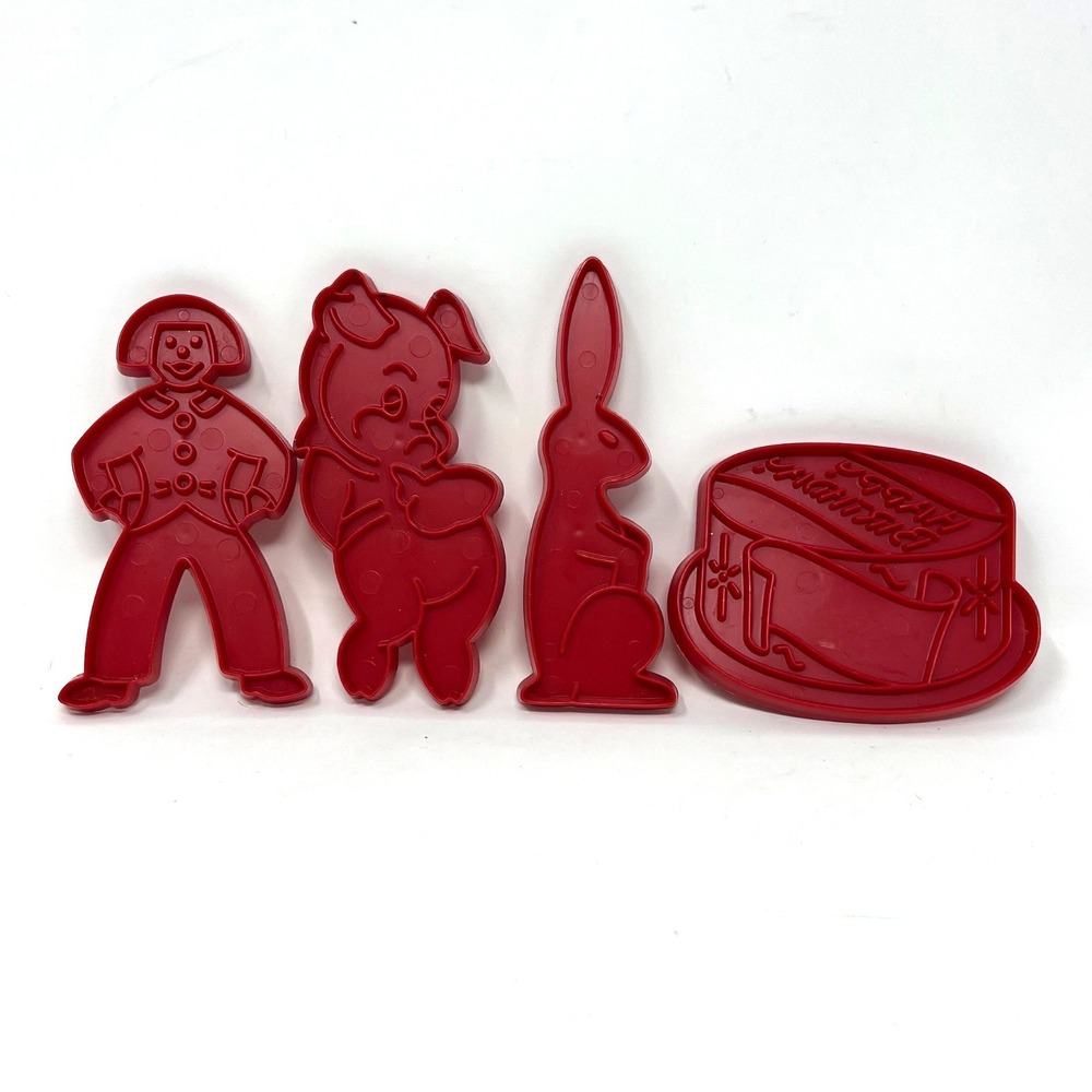 Vtg Tupperware Cookie Cutters Red Plastic with Handles SET of 4 Pig Rabbit Cake